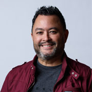 Peter McGowan headshot