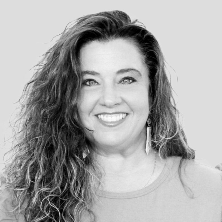 Jennifer Lee headshot